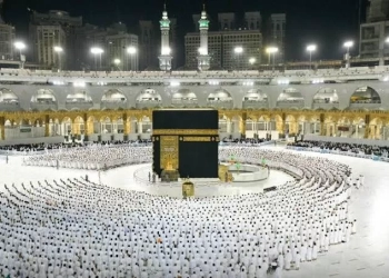 قبل ساعات من غلق باب التسجيل..إقبال كبير على التقديم لبرامج الحج السياحى وتنوع الرحلات بين 5 نجوم واقتصادى وبرى 19 - جريدة المساء