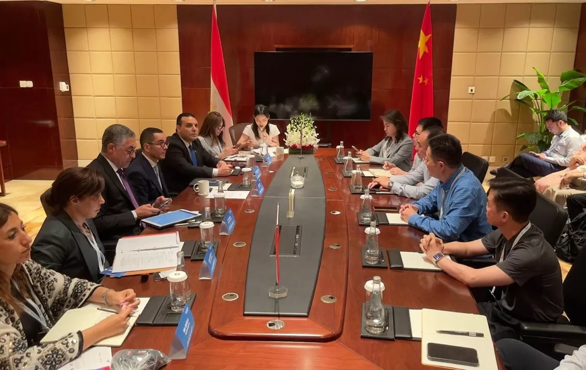 وزير الاستثمار والتجارة الخارجية يشارك بفعاليات المائدة المستديرة لقطاعي معالجة المياه والطاقة المستدامة 18 - جريدة المساء