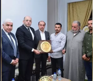 "حماة الوطن" يكرّم شهيد الشهامة بالعاشر من رمضان.. درع الحزب ومساعدات مالية لأسرة البطل خالد عبد العال 27 - جريدة المساء
