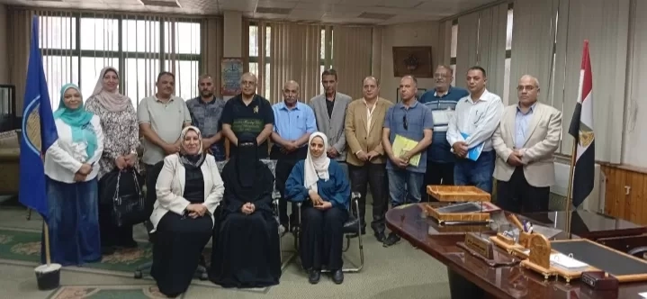 "الزراعة" تناقش أوضاع مراكز تجميع الألبان في 3 محافظات 18 - جريدة المساء