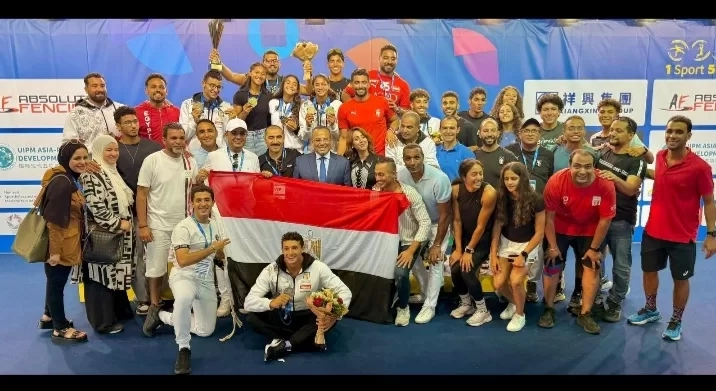 وزير الشباب يهنئ أبطال الخماسي الحديث بعد الحصول علي بطولة العالم 18 - جريدة المساء