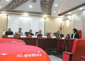 باحثة جزائرية تنال الدكتوراه عن تجربة السيد حافظ في مسرحة التراث 17 - جريدة المساء