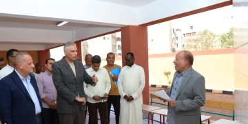 محافظ أسوان: دخول 24 مدرسة جديدة الخدمة العام الدراسي المقبل لتقليل الكثافات 1 - جريدة المساء