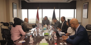 فى لقاء وزير السياحة ومنير غبور.. خطة عمل متكاملة لتطوير المنتج السياحى الخاص بمسار رحلة العائلة المقدسة.. تحسين جودة الخدمات.. بكافة نقاط المسار 1 - جريدة المساء