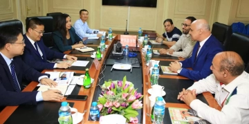 رئيس التحرير يزور وكالة الأنباء الصينية "شينخوا" احتفالا بصدور كتاب (مصر والصين) 1 - جريدة المساء