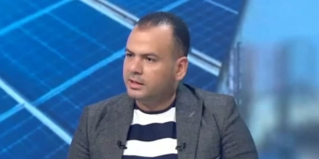 توطين تكنولوجيا تصنيع أجهزة وبطاريات الطاقة الشمسية يتم خلال سنوات.. بفضل توجه الدولة لجذب الشركات العالمية 1 - جريدة المساء