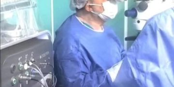 محافظ الجيزة يشيد بالنجاح الطبي لمستشفى رمد إمبابة في إعادة البصر لمريض فلسطيني 2 - جريدة المساء محافظ الجيزة يشيد بالنجاح الطبي لمستشفى رمد إمبابة في إعادة البصر لمريض فلسطيني 1 - جريدة المساء