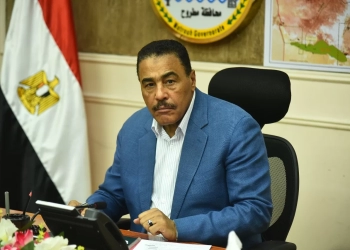 شعيب يعلن توفير 151 فرصة عمل جديدة لشباب مطروح 35 - جريدة المساء