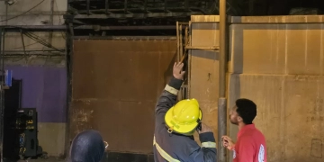 الهلال الأحمر المصري يتدخل فورياً لإخماد حريق محدود بمحيط سنترال رمسيس 1 - جريدة المساء