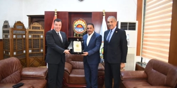 اتفاق لتوسيع خدمات تموين السيارات بالغاز في مطروح 1 - جريدة المساء