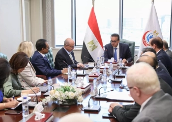 وزير الصحة يبحث مع وفد "الصحة العالمية" رفع تصنيف هيئة الدواء إلى المستوى الرابع 29 - جريدة المساء