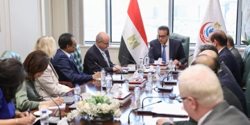 وزير الصحة يبحث مع وفد "الصحة العالمية" رفع تصنيف هيئة الدواء إلى المستوى الرابع 1 - جريدة المساء