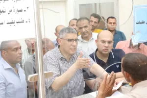 محافظ الجيزة يستمع لمطالب المواطنين من قلب المركز التكنولوجي بالصف 23 - جريدة المساء