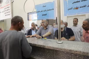 محافظ الجيزة يستمع لمطالب المواطنين من قلب المركز التكنولوجي بالصف 27 - جريدة المساء