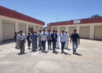 نائب محافظ مطروح يتفقد أعمال النظافة والأسواق بمدينة الضبعة 27 - جريدة المساء