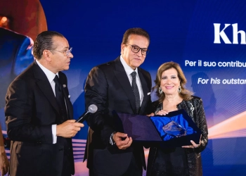 وزير الصحة يتسلم جائزة أوروبية لجهوده في تطوير الرعاية الصحية 17 - جريدة المساء