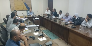 نائب محافظ الجيزة يبحث تطوير المنطقتين الصناعيتين بعرب أبوساعد وجرزا بالعياط 1 - جريدة المساء