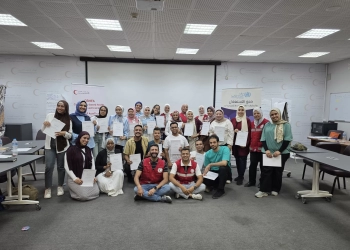 "الهلال الأحمر" يُدرّب عشرات المتطوعين على الإسعاف الأولي بدعم دولي 28 - جريدة المساء