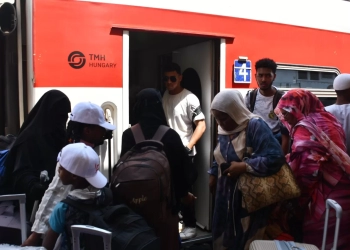 انطلاق القطار الثاني لتيسير العودة الطوعية للسودانيين إلى وطنهم 15 - جريدة المساء