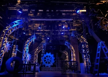 نهاد السيد تفوز بـ"السينوغرافيا المسرحية" في جوائز الدولة التشجيعية  17 - جريدة المساء