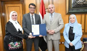 د. صفوت عبدالمقصود عميداً لكلية الصيدلة جامعة القناة 1 - جريدة المساء