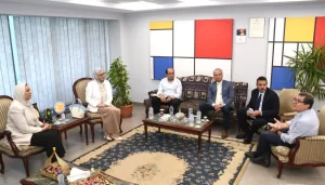 عين شمس ومحافظة القاهرة تبحثان سبل التعاون في مجالات التطوير والتنمية المجتمعية 21 - جريدة المساء