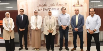 عين شمس ومحافظة القاهرة تبحثان سبل التعاون في مجالات التطوير والتنمية المجتمعية 1 - جريدة المساء