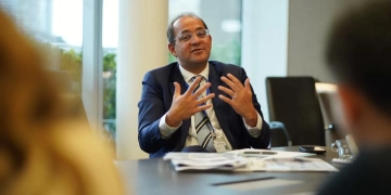 كجوك .. من لندن: ملتزمون بتحسين بيئة الأعمال وتنفيذ خطط إصلاح حقيقية وملموسة 1 - جريدة المساء