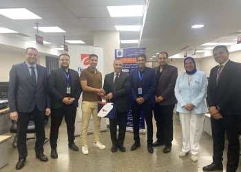 «الضرائب» توزع أجهزة نقاط البيع (POS) مجانًا للمنضمين للنظام المبسط في الإسكندرية 33 - جريدة المساء