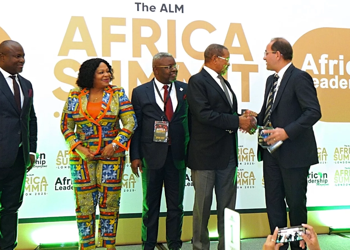 احتفاء دولي فى لندن.. بـ «كجوك» أفضل وزير مالية بأفريقيا لعام ٢٠٢٥ 19 - جريدة المساء