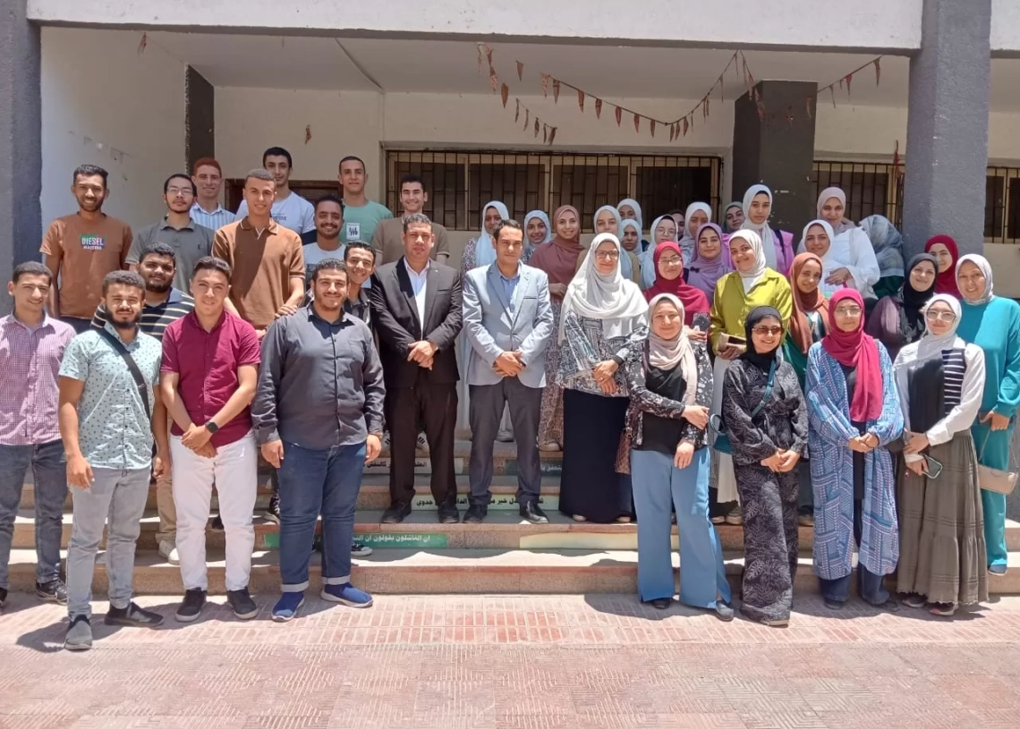 ختام الدورة الأولى لإعداد معلمي العلوم والرياضيات باللغة الإنجليزية بتربية جامعة السادات 19 - جريدة المساء