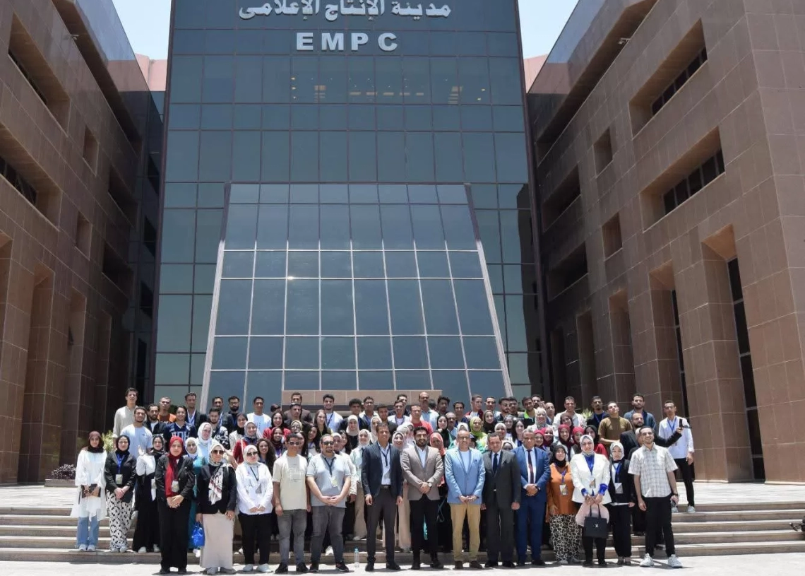 طلاب جامعة سوهاج يشاركون فعاليات برنامج صناع التأثير لإعداد قادة الإعلاميين 17 - جريدة المساء