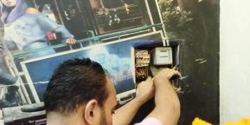 أسوان تشن حملات موسعة لغلق وتشميع المحال والمقاهي المخالفة 1 - جريدة المساء