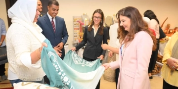 التضامن تدعم الأسر المنتجة بمعرض تراثي في الحي الحكومي 1 - جريدة المساء