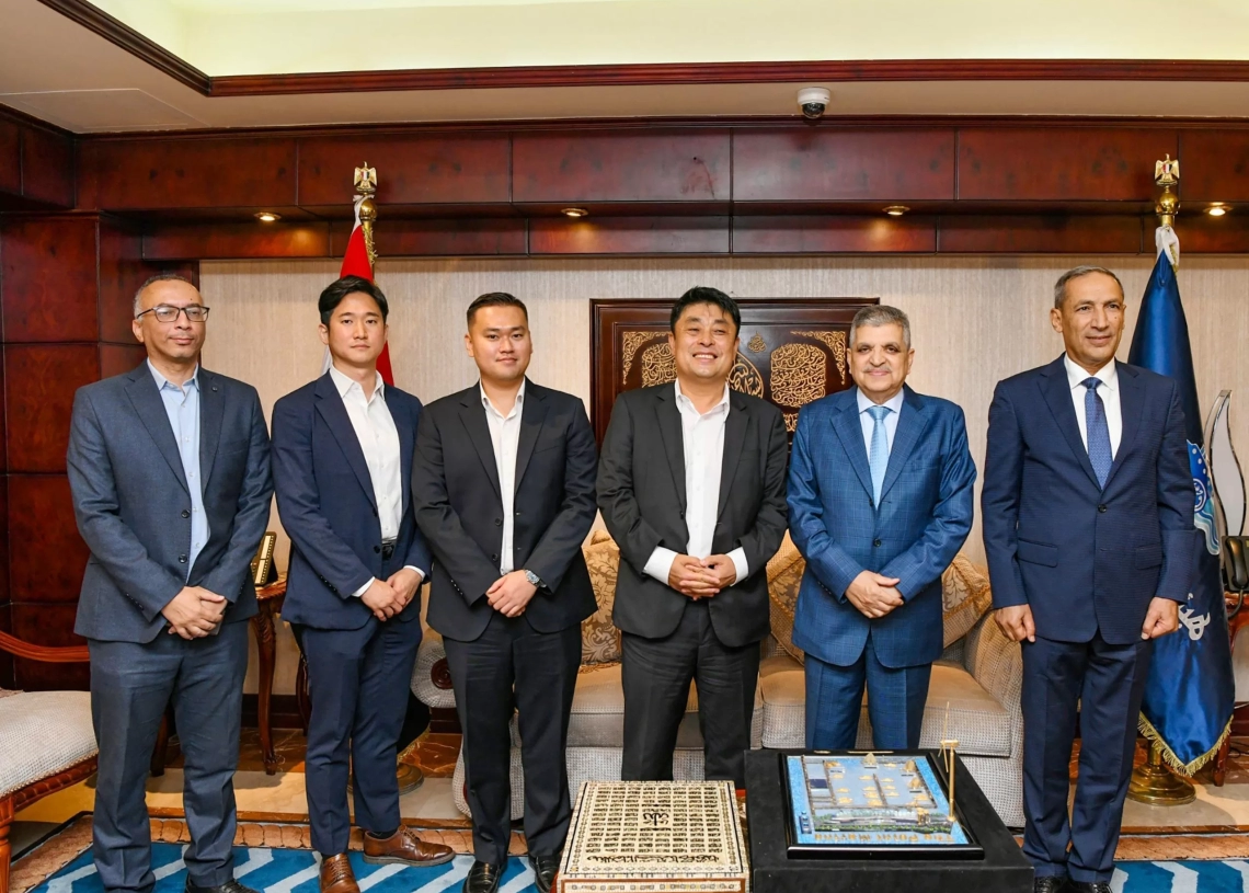 شراكة استراتيجية بين "قناة السويس و"هيونداي" في الطاقة النظيفة وتطوير الترسانات البحرية 20 - جريدة المساء شراكة استراتيجية بين "قناة السويس و"هيونداي" في الطاقة النظيفة وتطوير الترسانات البحرية 19 - جريدة المساء