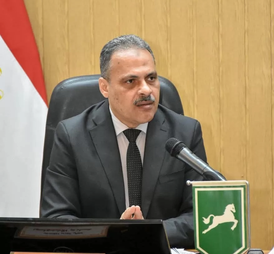 محافظ الشرقية ينعى وفاة "عامل نظافة"أثناء تأدية عمله بقطاع تحسين البيئة 20 - جريدة المساء محافظ الشرقية ينعى وفاة "عامل نظافة"أثناء تأدية عمله بقطاع تحسين البيئة 19 - جريدة المساء