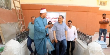 محافظ الشرقية تفقد أعمال صيانة وترميم مسجد الفتح بمدينة الزقازيق 2 - جريدة المساء محافظ الشرقية تفقد أعمال صيانة وترميم مسجد الفتح بمدينة الزقازيق 1 - جريدة المساء