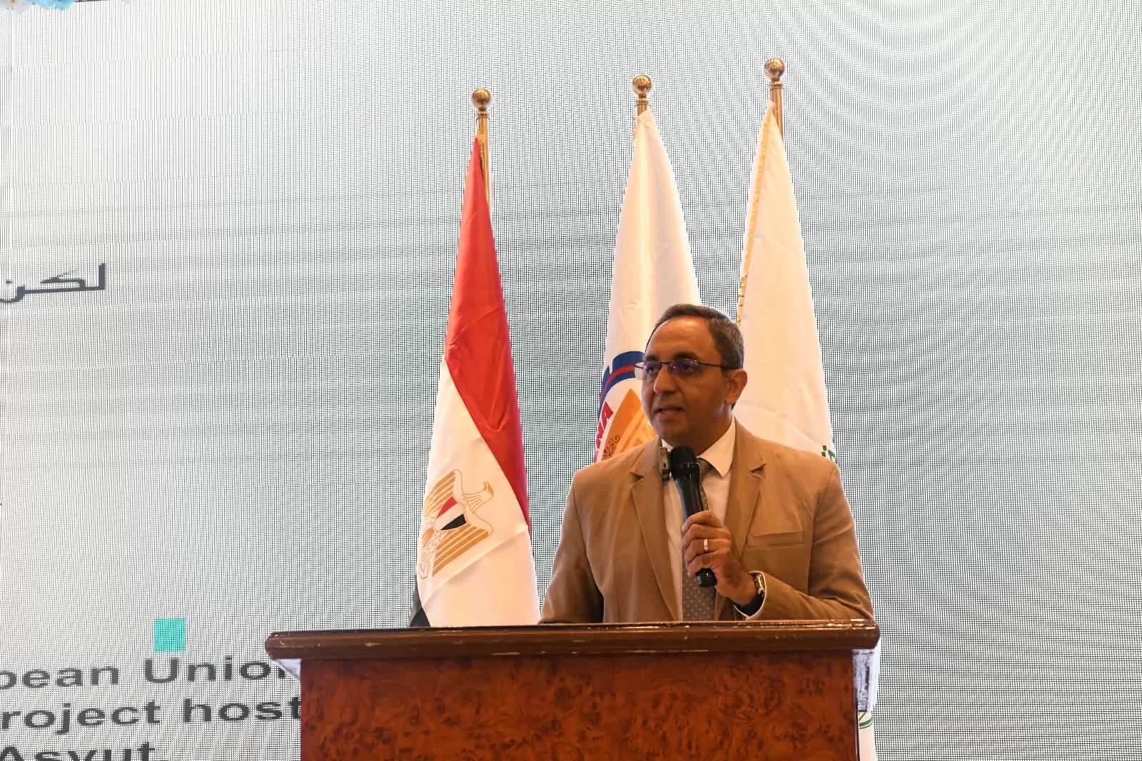 محافظ قنا يشارك في المنتدى الاقتصادي الإقليمي لريادة الأعمال بمشاركة واسعة من شركاء التنمية 20 - جريدة المساء