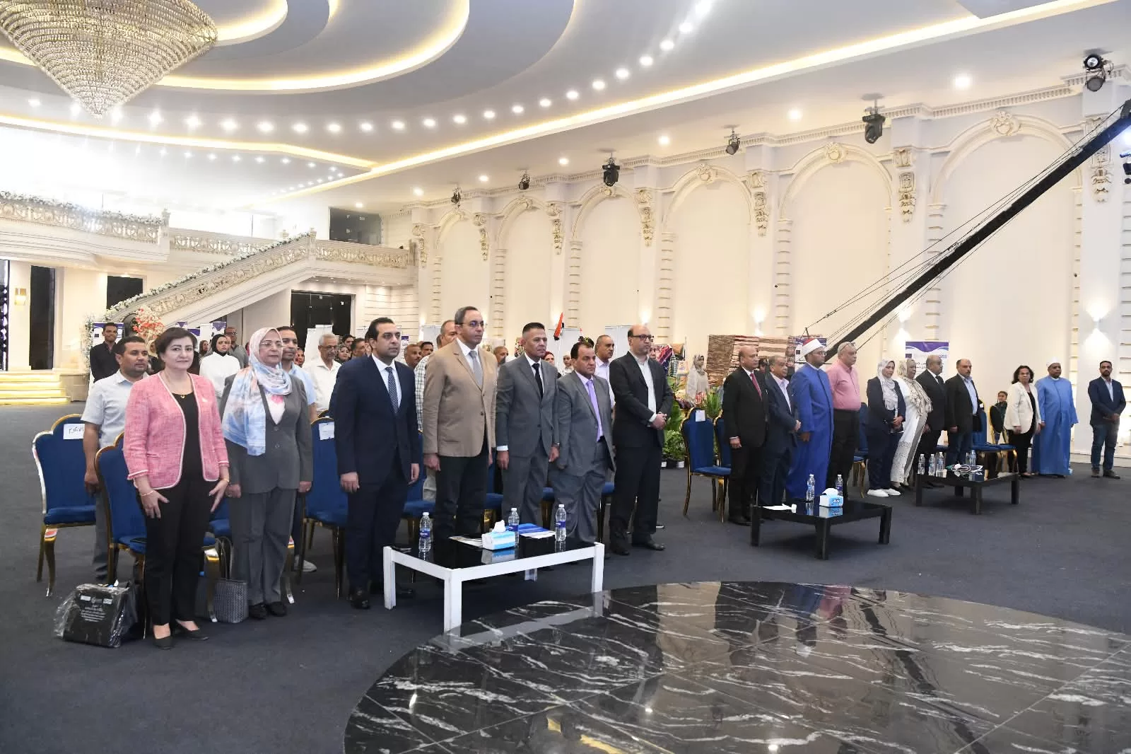 محافظ قنا يشارك في المنتدى الاقتصادي الإقليمي لريادة الأعمال بمشاركة واسعة من شركاء التنمية 50 - جريدة المساء