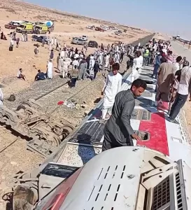 محافظ مطروح يتابع حادث انقلاب قطار بالضبعة ويوجه برفع الاستعدادات 22 - جريدة المساء محافظ مطروح يتابع حادث انقلاب قطار بالضبعة ويوجه برفع الاستعدادات 21 - جريدة المساء