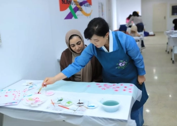 المركز الثقافي الكوري يطلق ورشة فن الرسم الشعبي التقليدي 18 - جريدة المساء