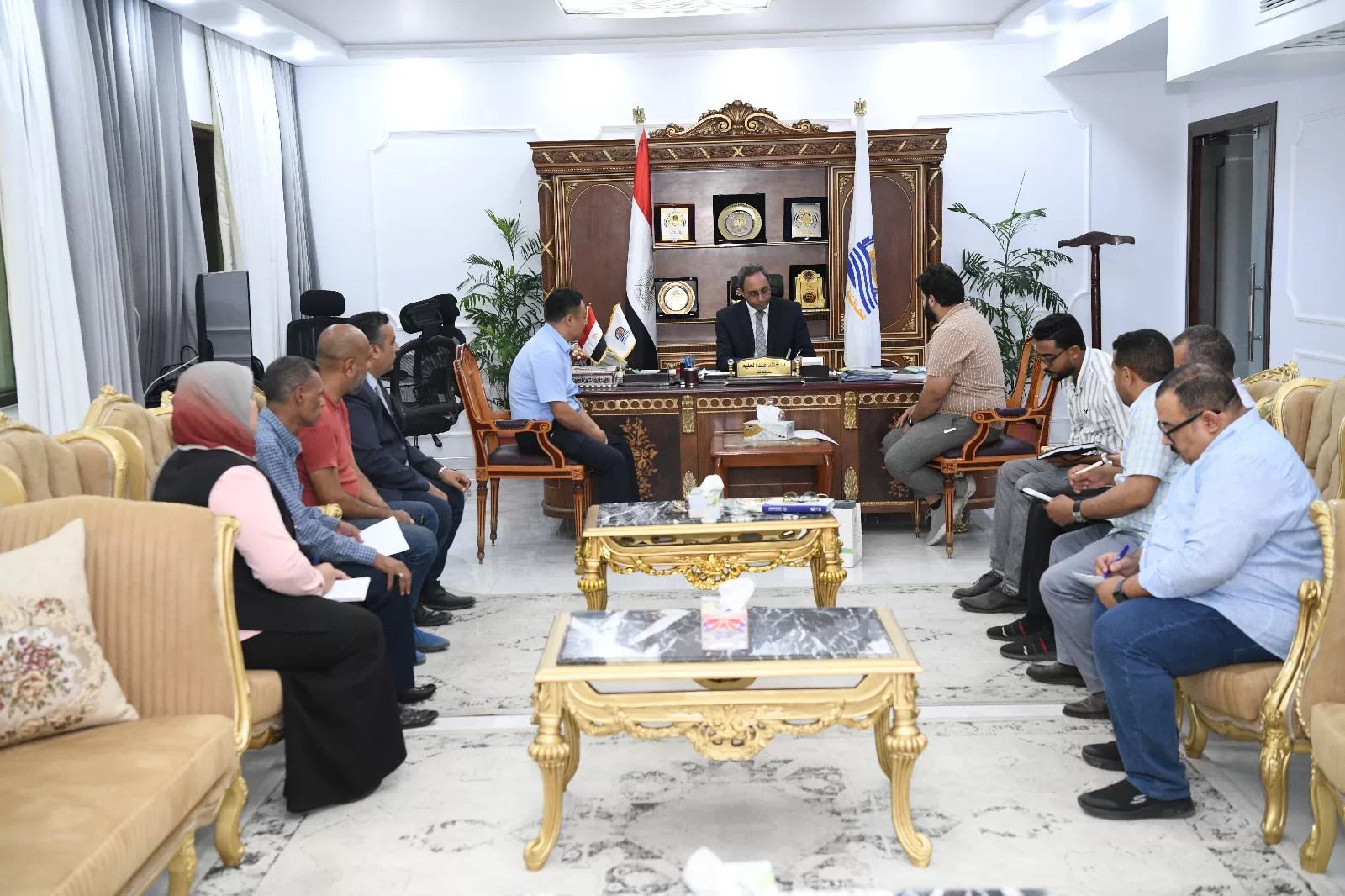 محافظ قنا يبحث مع وفدصيني، فرص الاستثمار في مجالات الإنتاج الداجني والحيواني 25 - جريدة المساء