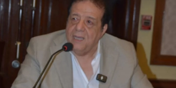 روشتة سياحية وإعلامية .. لمواجهة تداعيات السوشيال ميديا السلبية.. إشادة بجهود رجال الداخلية.. ضد سموم اليوتيوبر والتيك توك .. عبداللطيف : الوسيلة تحولت إلى ابتزاز وفيديوهات مسيئة لقيم المجتمع 1 - جريدة المساء