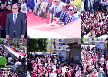 بـ ٣٠٠٠ طالب وطالبة..جامعة سوهاج تشارك بالاستحقاق الانتخابى لمجلس الشيوخ في مسيرة حاشدة 17 - جريدة المساء