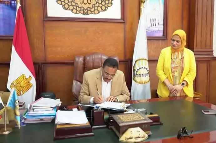 أحمد صلاح مديراً عاماً للشئون المالية والإدارية بمديرية تعليم مطروح 18 - جريدة المساء أحمد صلاح مديراً عاماً للشئون المالية والإدارية بمديرية تعليم مطروح 17 - جريدة المساء