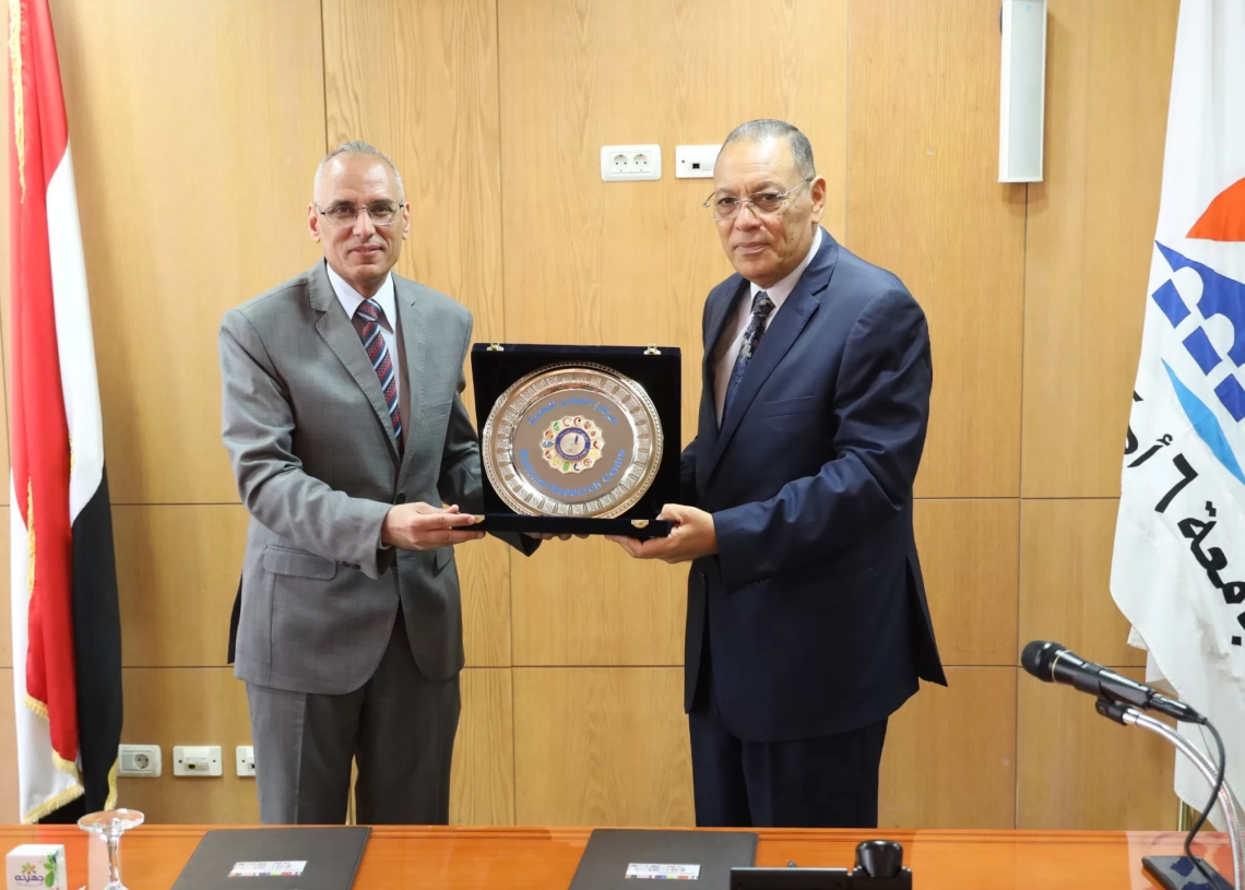 تعاون بحثي وأكاديمي بين القومي للبحوث وجامعة ٦ أكتوبر لتحقيق رؤية مصر 2030 19 - جريدة المساء