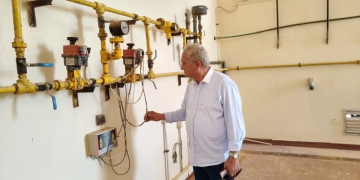 رئيس شركة مياه مطروح بجولة تفقدية لروافع المياه بالمحافظة 2 - جريدة المساء رئيس شركة مياه مطروح بجولة تفقدية لروافع المياه بالمحافظة 1 - جريدة المساء