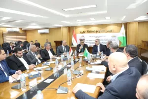 محافظ الجيزة يبحث مع حماية المستهلك والغرفة التجارية آليات مبادرة "مدبولي" بخفض الأسعار 22 - جريدة المساء محافظ الجيزة يبحث مع حماية المستهلك والغرفة التجارية آليات مبادرة "مدبولي" بخفض الأسعار 21 - جريدة المساء