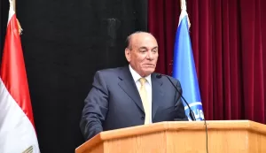 د. سمير فرج يرصد المستجدات والتحديات في ملتقى القادة بجامعة القناة 23 - جريدة المساء