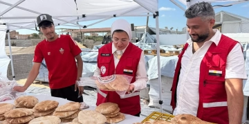 د. آمال إمام، المديرة التنفيذية للهلال الأحمر المصرى